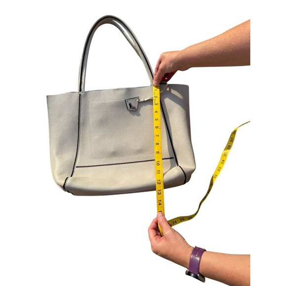 Boikler New York White Pebbled Leather Tote Bag With Inner Pockets & Snap Closur - Picture 8 of 8